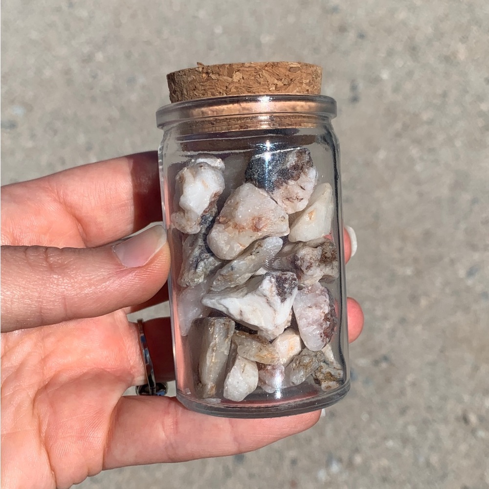 Quartz Crystal Jar β’ Arizona Rocks - Picture 5 of 8